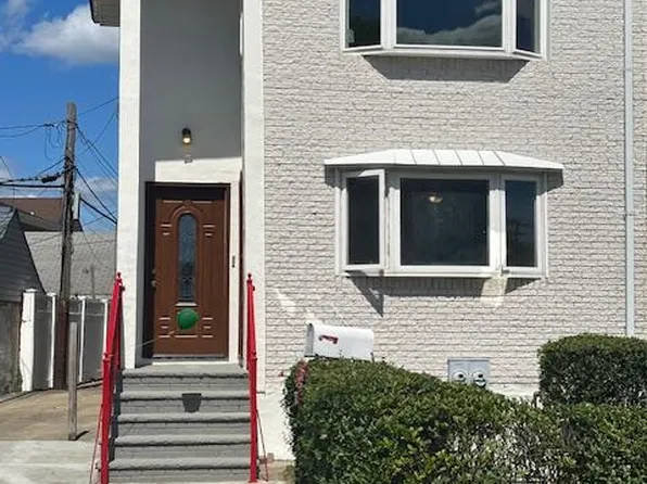 23913 86th Avenue, Bellerose, NY 11426