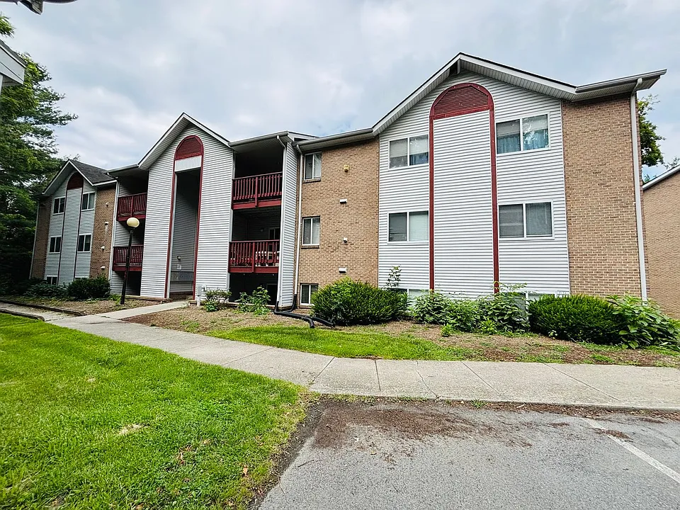 400K Berryfield Ln