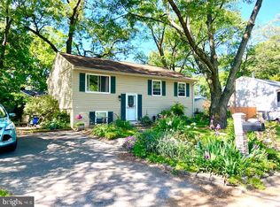 761 217th St, Pasadena, MD 21122