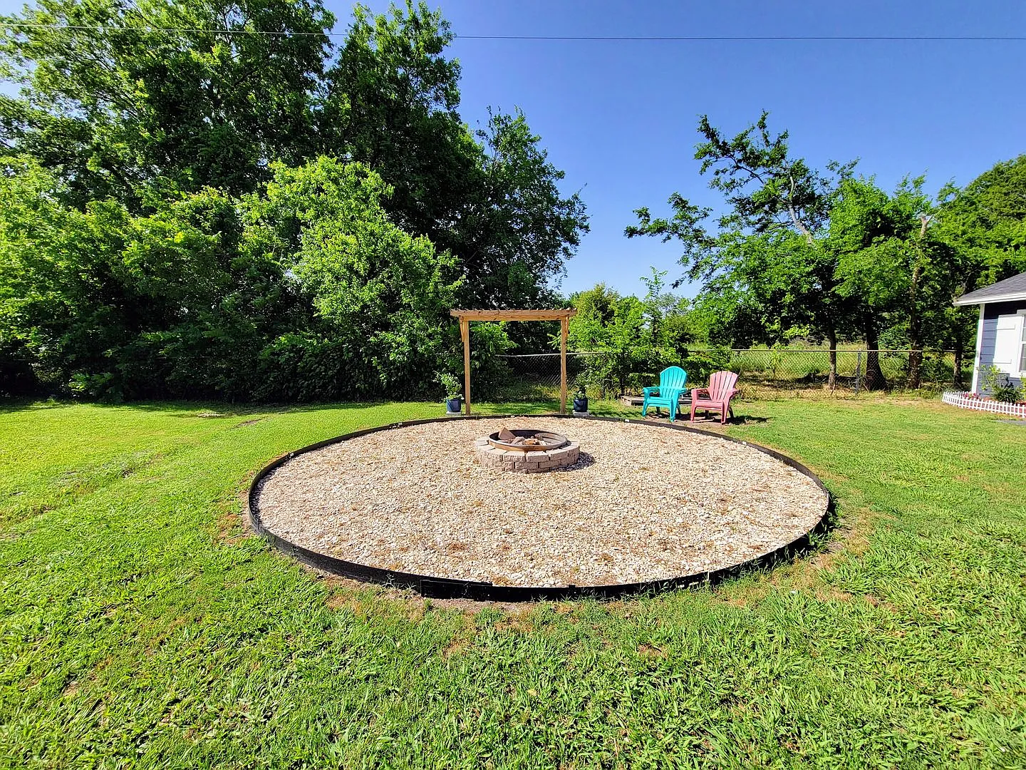 Bluebonnet Cottages — Photo 4