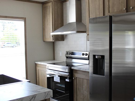 3rd image of 25130 Sardis Springs Rd