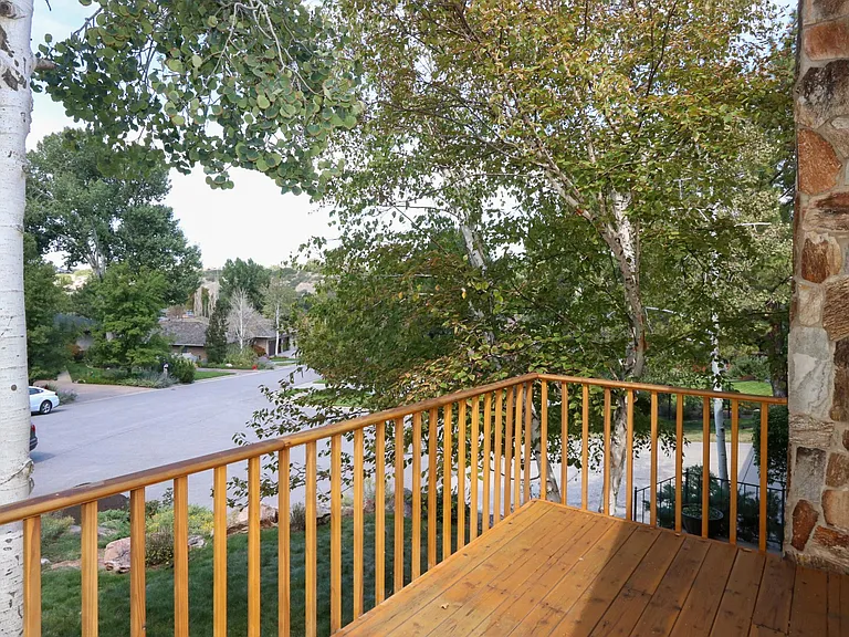 10729 S Maple Hill Cir — Photo 22