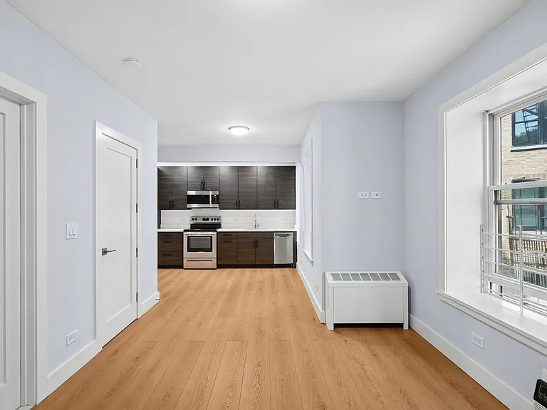 939 Woodycrest Ave #123 — Photo 1