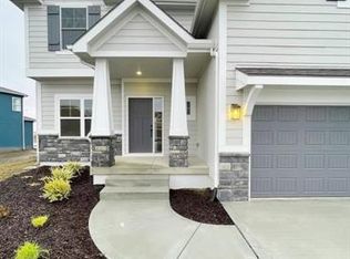 11411 Orchard Dr, Kearney, MO 64060