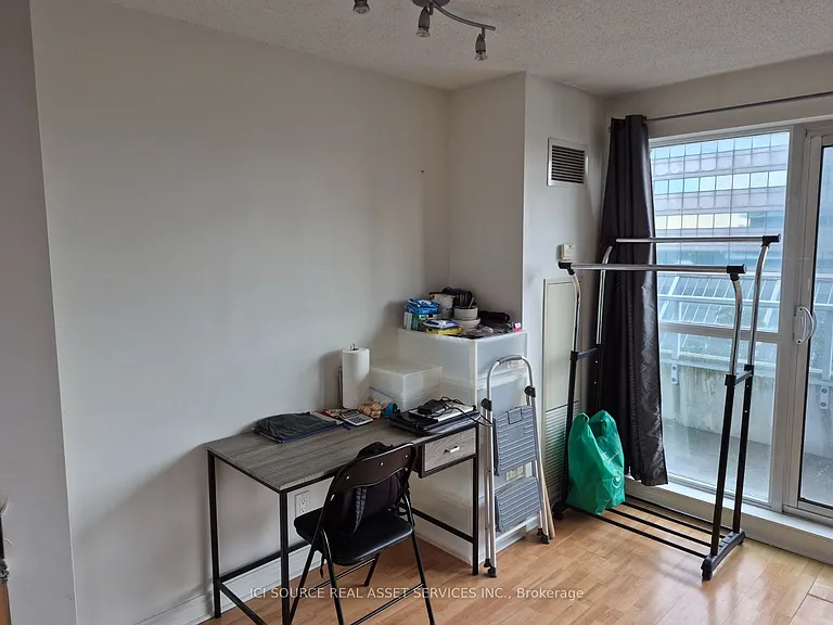 70 Town Centre Ct #614 — Photo 3