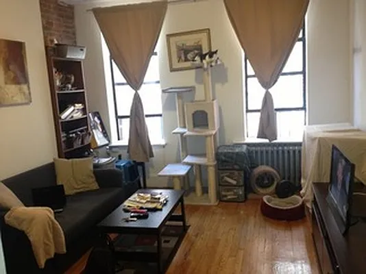 Rented by Prince Real Estate Associates LLC | media 27