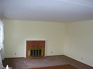 4th image of 7264 Milford St