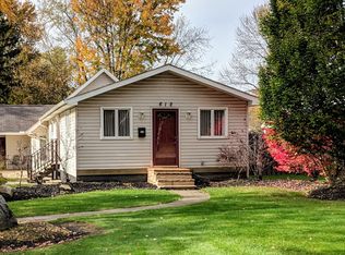 612 Prospect St, Berea, OH