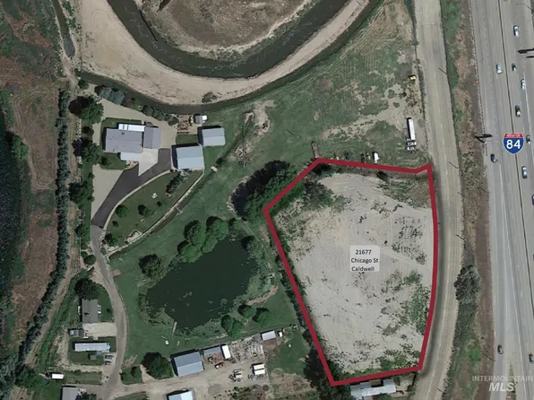 21677 Chicago St, Caldwell, ID 83607