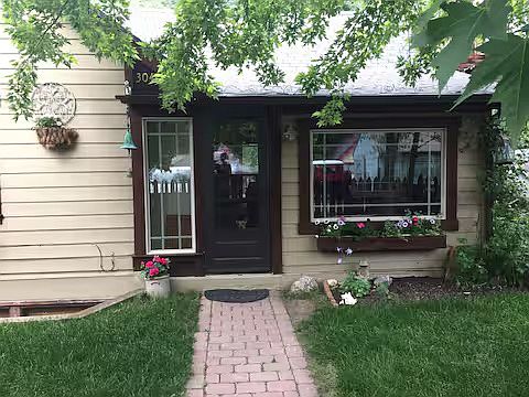1st image of 304 Eagle St