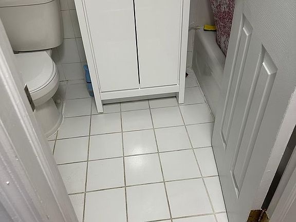 4th image of 611 Banner Ave APT 4C