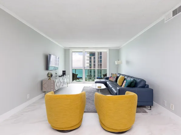 3901 S Ocean Dr, Hollywood, FL