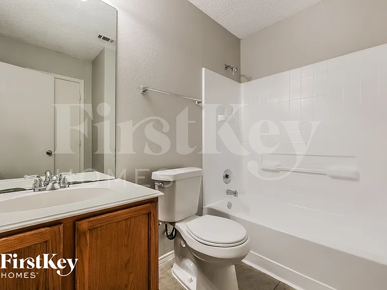 1600 Shady Shores Dr — Photo 16