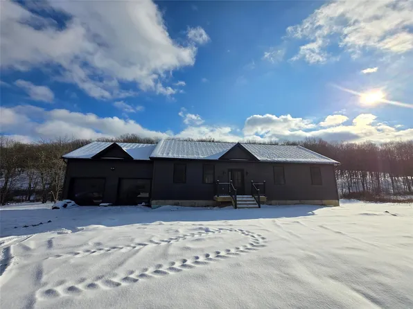 707 Mt Hope Road, Middletown, NY 10940