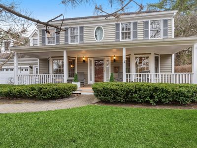 675 Pine Ct, Lake Bluff, IL, 60044