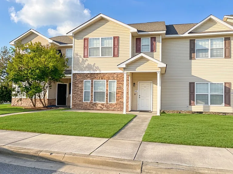 403 Valdez Ct — Photo 19