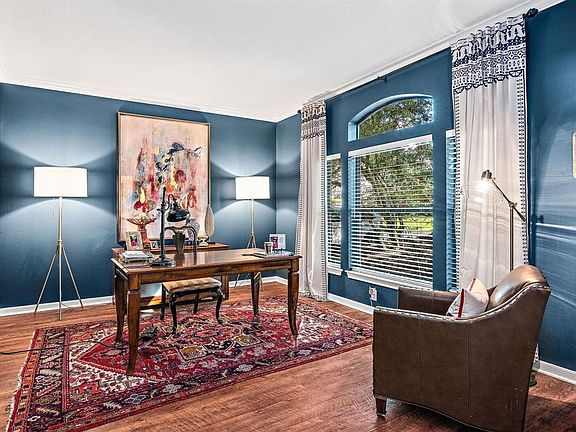 5th image of 3018 Greenwood Glen Dr
