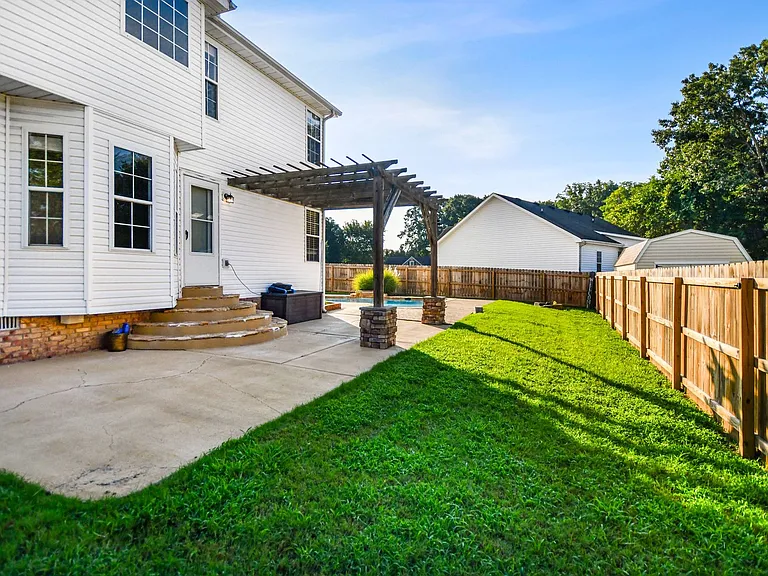 3378 Poplar Hl — Photo 26