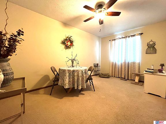 2nd image of 4833 Chiswick Dr