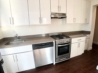 Rented by MOTION New York