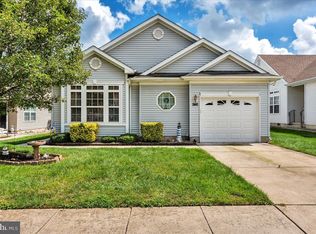 546 Riviera Dr, Williamstown, NJ 08094