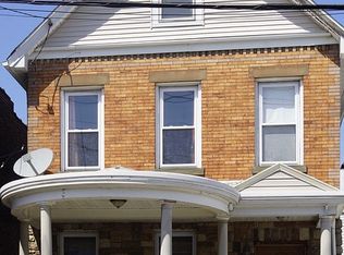 186 Market St, Perth Amboy, NJ 08861