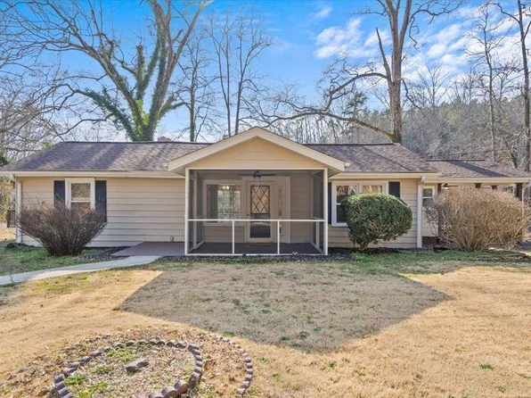 1157 Norris Hwy, Central, SC 29630