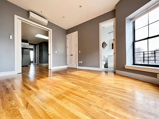 Rented by Pear NYC LLC | media 5