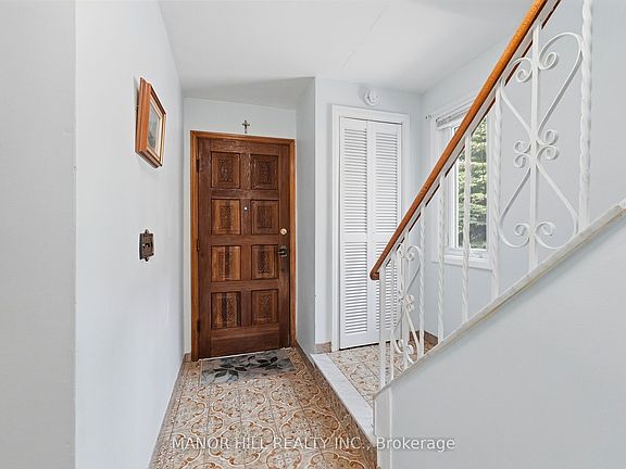 3rd image of 33 Robindale Ave