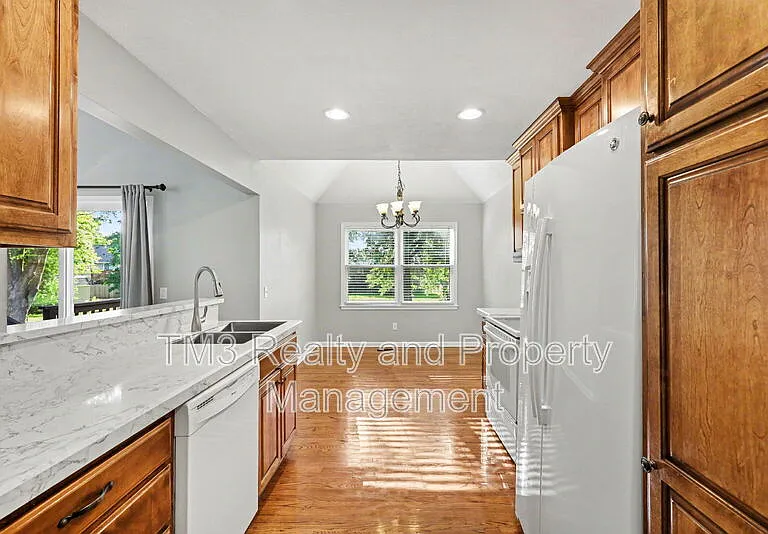 15213 S Seminole Dr — Photo 11