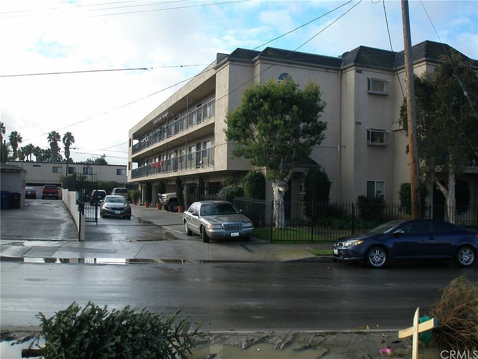 1st image of 1440 Plaza Del Amo