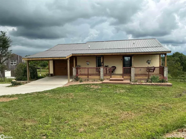 16494 233rd Ave, Centerville, IA 52544