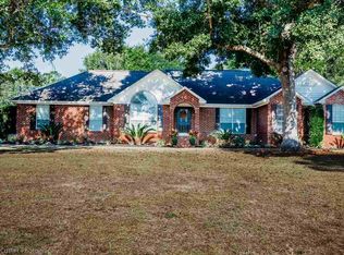 5069 Roland Rd, Pace, FL 32571