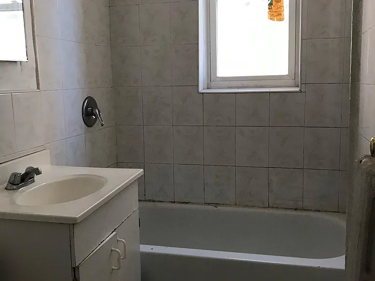 148 Summit Ave #4 — Photo 9
