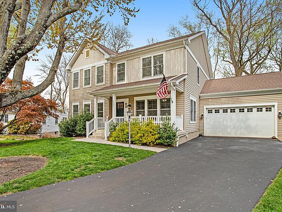 4th image of 1931 Fisher Ct
