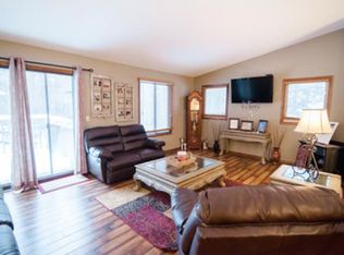 7380 Pinehurst Rd, Saint Paul, MN 55115