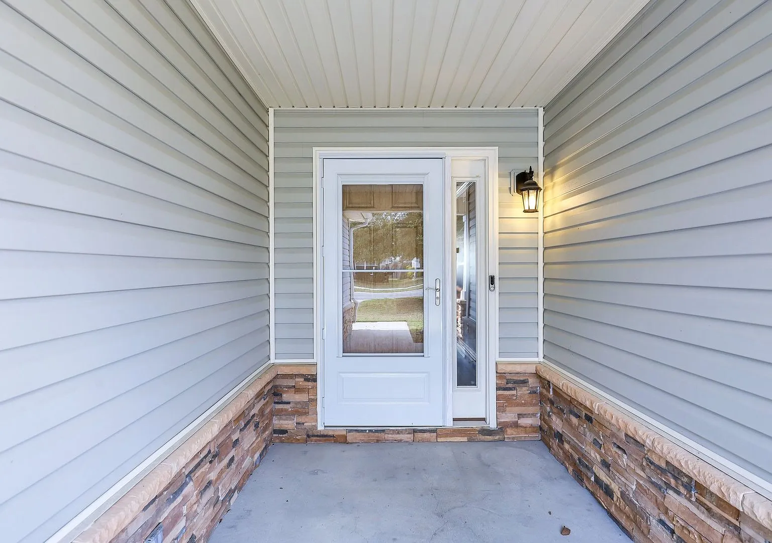Waterfront Home in Port Wentworth For Lease! — Photo 4