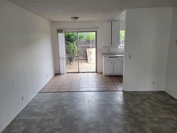 3rd image of 1984 Mayflower Pl #4