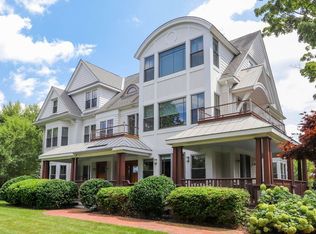 67 Burroughs St #D, Jamaica Plain, MA 02130