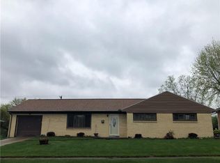 5049 Ridgewood Rd W, Springfield, OH 45503