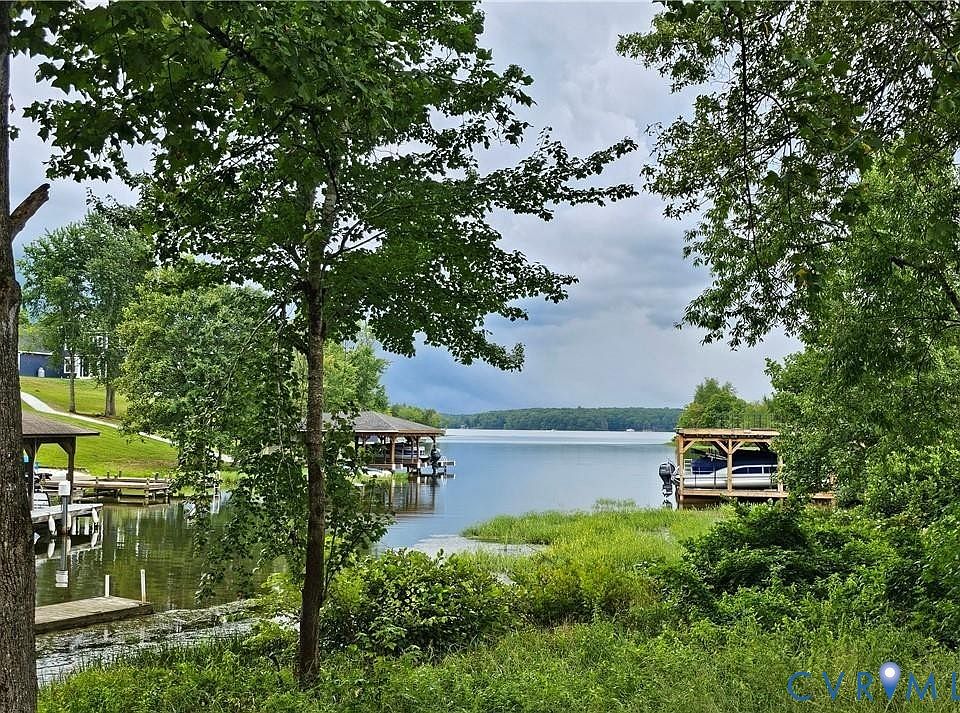 1st image of 6200 Stubbs Cove Lane