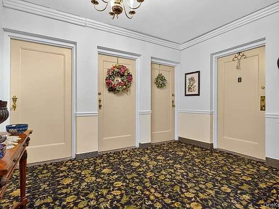 2nd image of 22 Hamilton Place #H3