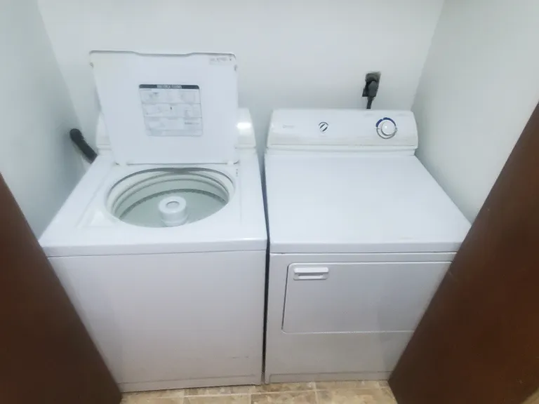 1112 Oakview Dr #6 — Photo 1