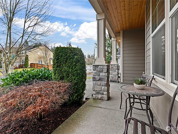 4th image of 11302 179th Ave Ct E