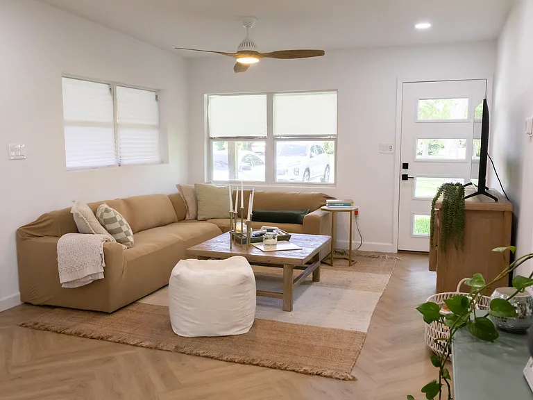 2713 Rogan Rd — Photo 11