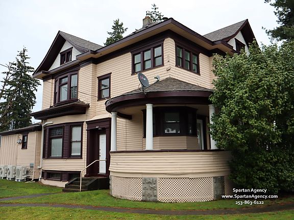2nd image of 143 4th Ave NW APT C