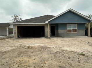 328 Ray Dr, Del Rio, TX 78840