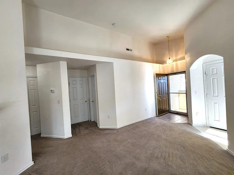 3895 Riviera Grv #202 — Photo 5