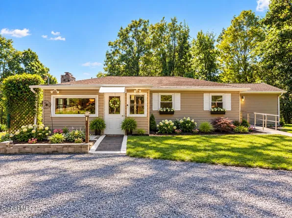 18 Miller Way, Cropseyville, NY 12052