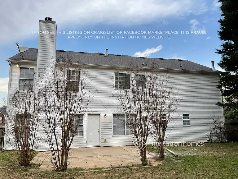 331 Silver Springs Ln — Photo 16